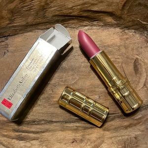 Elizabeth Arden lipstick